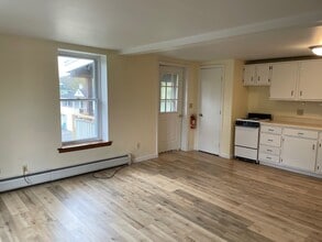 54 Mill St in Barre, VT - Building Photo - Building Photo