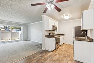 Plum Tree Apartment Homes in Martinez, CA - Building Photo