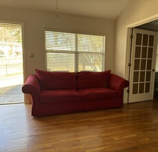 1511 Stone Gate Ln SE in Atlanta, GA - Building Photo - Building Photo