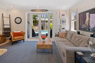 3171 Indiana St in Miami, FL - Building Photo - Building Photo