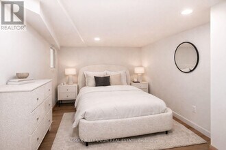 533 Beresford Ave in Toronto, ON - Building Photo - Building Photo