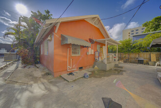 418 NW 9th Ave in Miami, FL - Building Photo - Building Photo