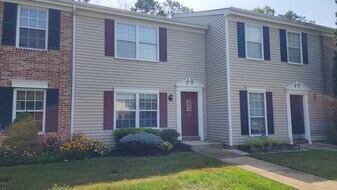 25 Seneca Dr in Galloway, NJ - Building Photo