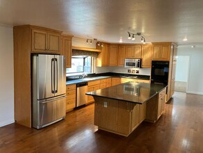 8581 Van Allen Rd in Stockton, CA - Building Photo - Building Photo