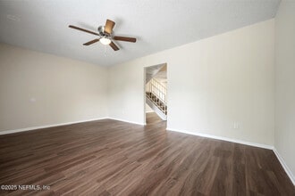 1852 Willowood Dr in Jacksonville, FL - Building Photo - Building Photo