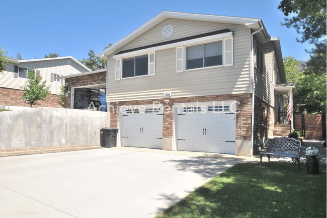 106 River Hts Blvd in River Heights, UT - Building Photo - Building Photo