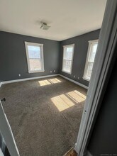 1 Crescent St in Ansonia, CT - Building Photo - Building Photo