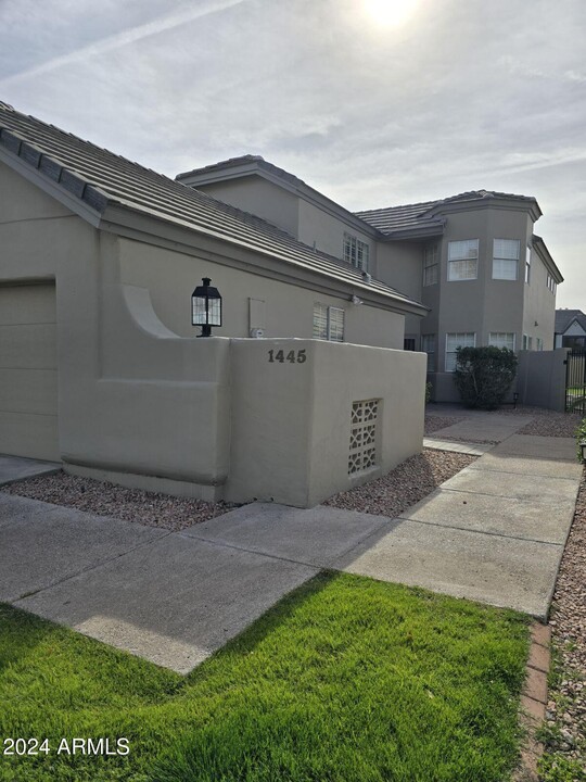 1445 E Marshall Ave in Phoenix, AZ - Building Photo