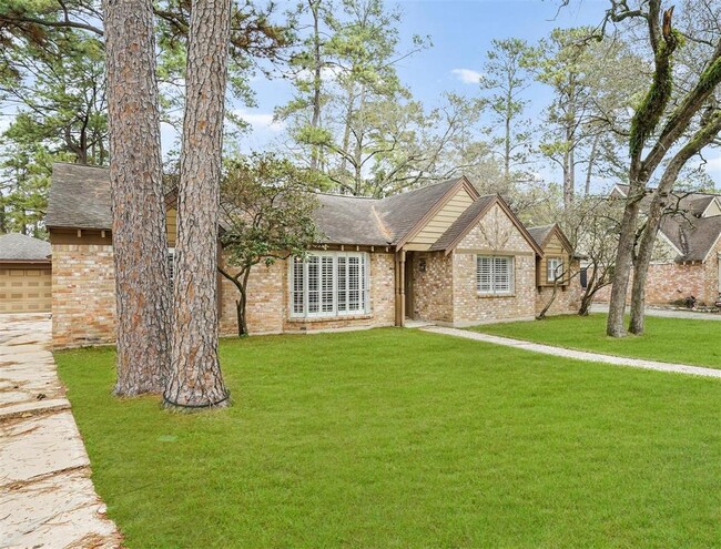 12030 Gardenglen Dr in Houston, TX - Building Photo - Building Photo