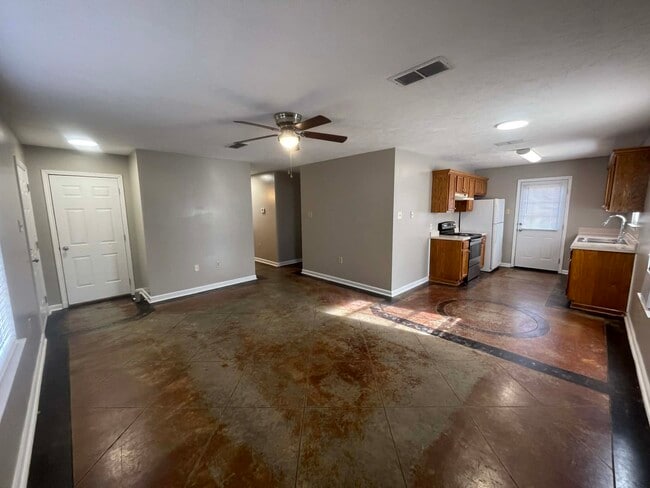 570 Cherub Ct in Conway, AR - Building Photo - Building Photo