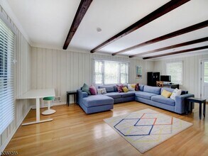 18 Armstrong Rd in Morristown, NJ - Building Photo - Building Photo