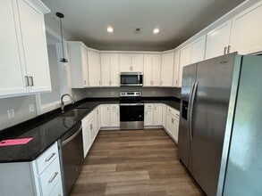 102 Sunburst Villa Dr in Evington, VA - Building Photo - Building Photo