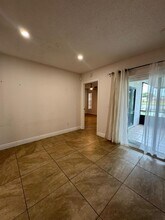 1343 Summit Run Cir in West Palm Beach, FL - Building Photo - Building Photo