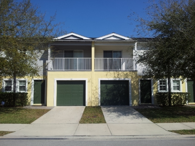 Strawberry Fields in Fort Pierce, FL - Building Photo - Building Photo