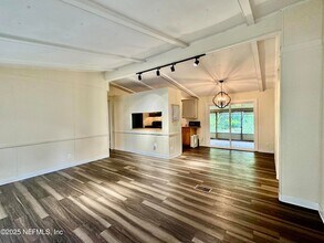 13716 John Williams Rd in Sanderson, FL - Foto de edificio - Building Photo