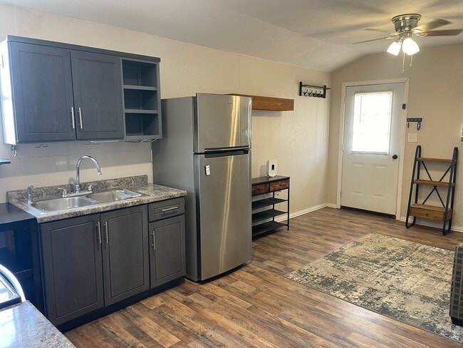 4319 N County Rd 1130 in Midland, TX - Building Photo - Building Photo