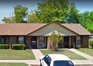 202 Keasler in Hughes Springs, TX - Building Photo - Building Photo