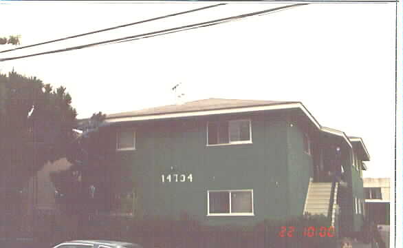 14734 S Berendo Ave in Gardena, CA - Building Photo