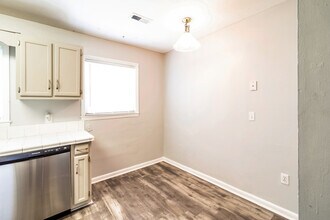 614 Beauregard Rd in Summerville, SC - Building Photo - Building Photo