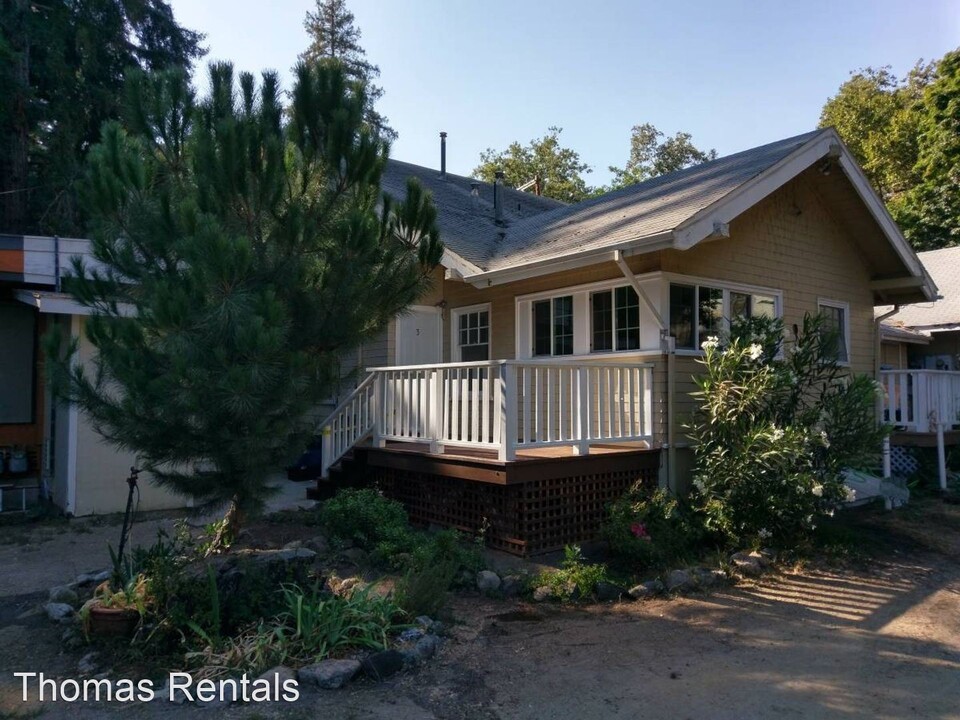 9280 Hwy 9 in Ben Lomond, CA - Foto de edificio