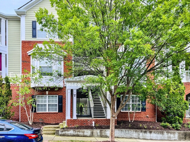 7235 Althorp Way in Nashville, TN - Foto de edificio - Building Photo