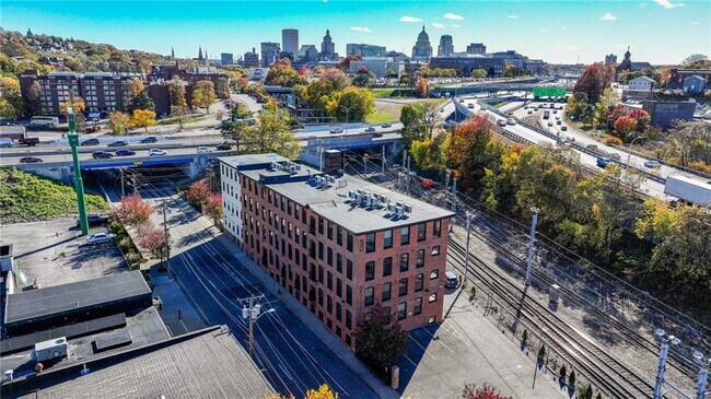 50 Ashburton St in Providence, RI - Building Photo - Building Photo