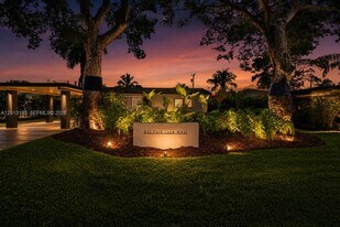 331 NW 38th St in Oakland Park, FL - Building Photo
