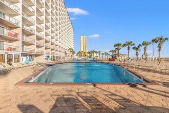 8743 Thomas Dr in Panama City Beach, FL - Building Photo - Building Photo