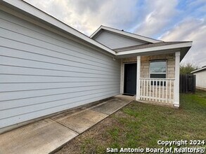 6515 Hazy Gln in San Antonio, TX - Building Photo - Building Photo