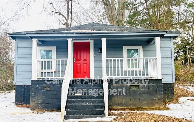 905 Wilmouth St in Shelby, NC - Building Photo - Building Photo