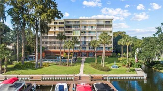 690 Osceola Ave in Winter Park, FL - Building Photo