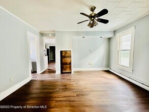 7 Plum Pl in Scranton, PA - Building Photo - Building Photo