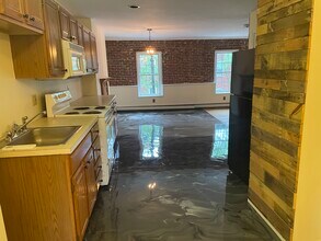 119 W Merrimack St in Manchester, NH - Building Photo - Building Photo