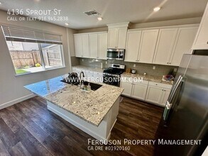 4136 Sprout St in Roseville, CA - Building Photo - Building Photo