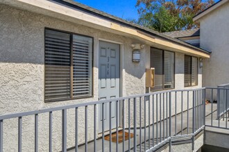 1001 Park Ave in Long Beach, CA - Building Photo - Building Photo