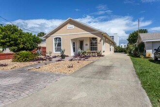 497 Grandview Ave in Ormond Beach, FL - Building Photo - Building Photo