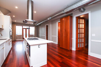 1152 W Fulton Market in Chicago, IL - Building Photo - Building Photo
