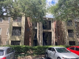 2201 Metropolitan Way in Orlando, FL - Building Photo