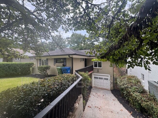 property at 466 Clifton Rd NE