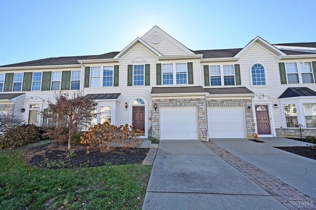 7135 Thorndale Ln in Cincinnati, OH - Foto de edificio - Building Photo