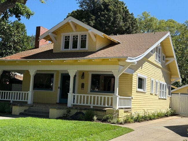 2020 Milan Ave in South Pasadena, CA - Foto de edificio - Building Photo