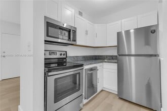 605 Euclid Ave in Miami Beach, FL - Building Photo - Building Photo