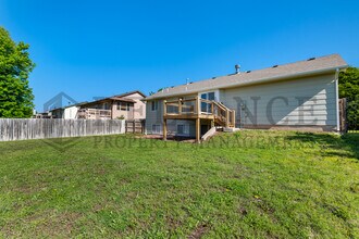 1318 N Aksarben Ct in Wichita, KS - Building Photo - Building Photo