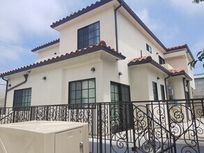 1423 Franklin St in Santa Monica, CA - Building Photo - Building Photo