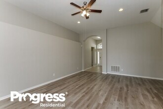 17730 Ayrshire Blvd in Land O Lakes, FL - Foto de edificio - Building Photo