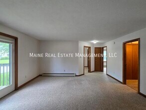 7 Hartley St in Lewiston, ME - Building Photo - Building Photo