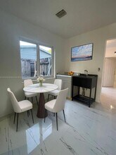 1400 N 74th Terrace in Hollywood, FL - Building Photo - Building Photo