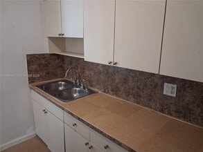 1043 NE 114th St in Biscayne Park, FL - Building Photo - Building Photo