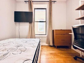 HDTV Room, Laundry, AC, 26 mins to Manhattan #510, Unit 2R in Brooklyn, NY - Building Photo