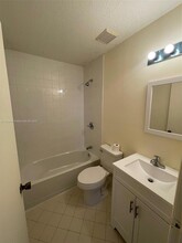 926 SW 8th Pl in Homestead, FL - Building Photo - Building Photo